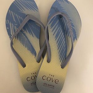 The Cove Resort Flip Flops